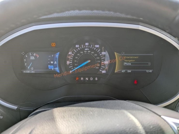 2016-ford-edge-sel-image-56