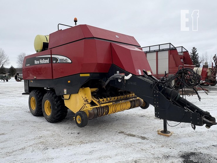 new-holland-bb940ar-image-1