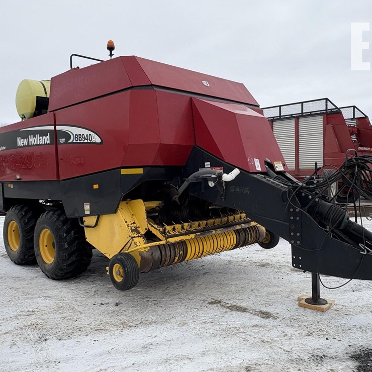 NEW HOLLAND BB940AR