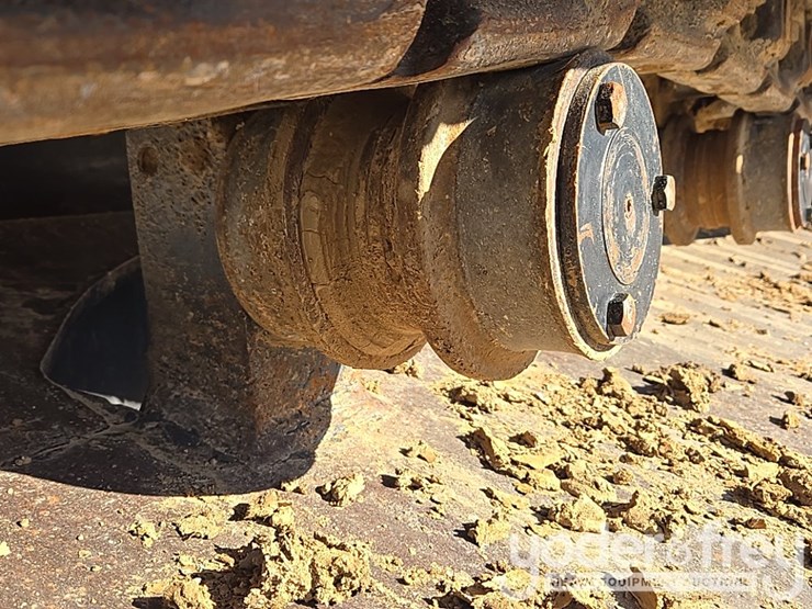 2022-komatsu-pc360-lc-11-image-28