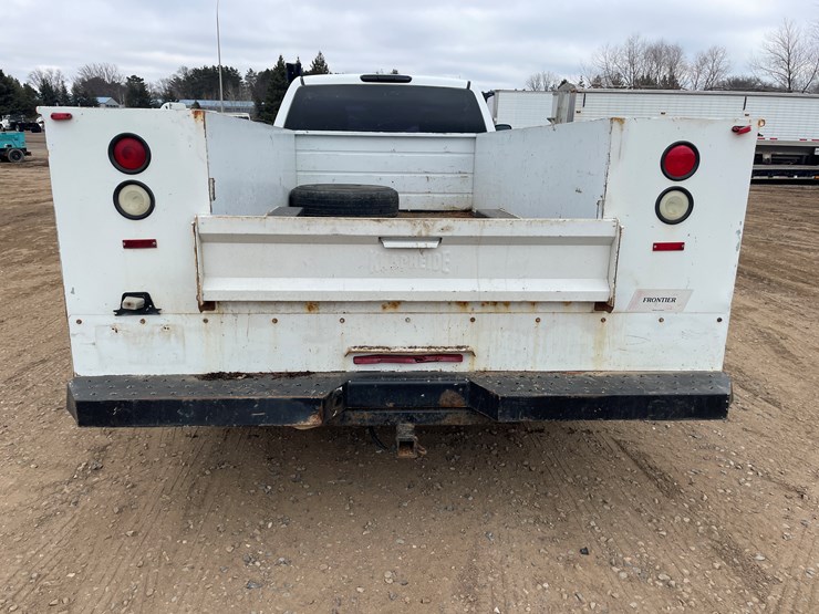 2008-gmc-3500-image-14