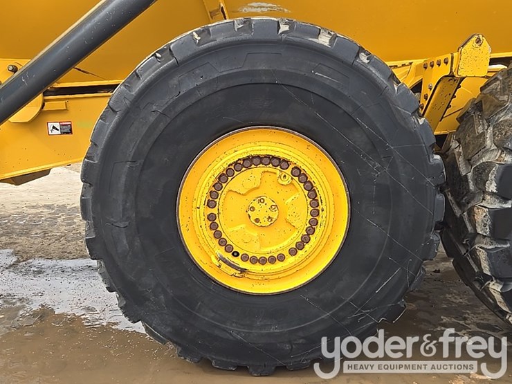 2019-deere-460e-image-11