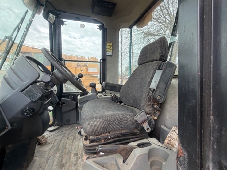 caterpillar-914g-image-62