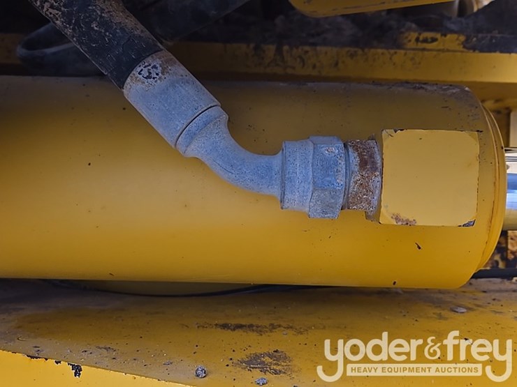 2013-deere-410et-image-40