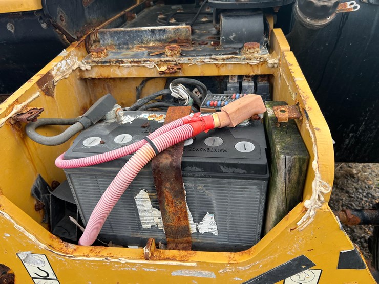 caterpillar-th255c-image-10