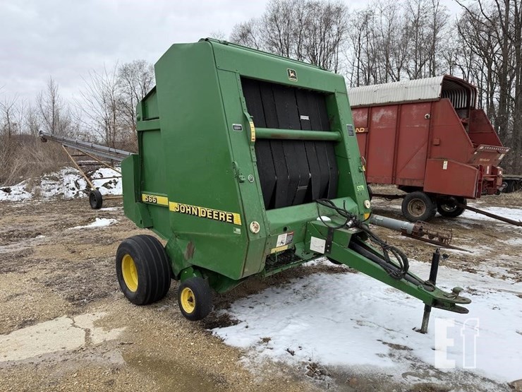 1997-john-deere-566-image-2