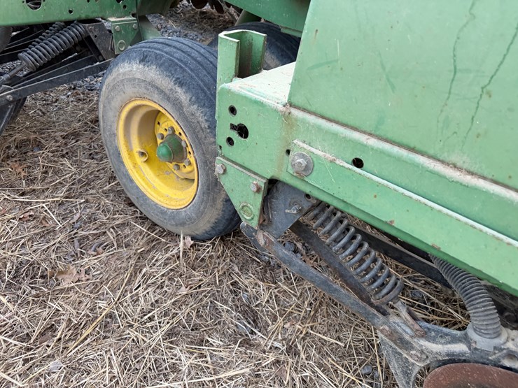 john-deere-35-image-35