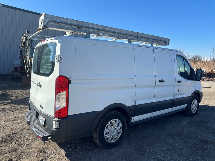 2017-ford-transit-image-5