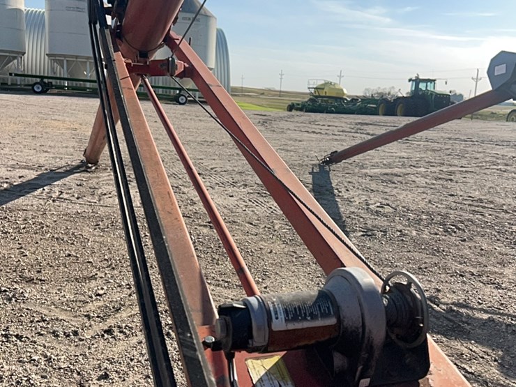 53’-x-8”-sakundiak-auger-with-10-hp-baldor-single-phase-220-electric-motor,-equipped-with-12-v-power-lift-image-28