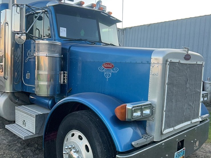 2003-peterbilt-379-image-41