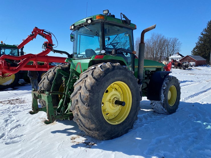 john-deere-8100-image-6