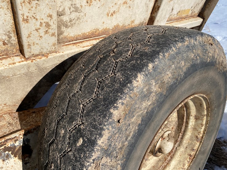 kuhn-knight-8132-image-11