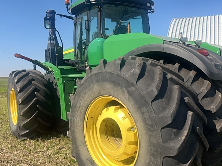 2016-john-deere-9520r-image-16