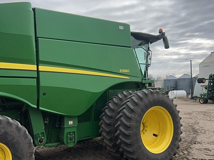 2014-john-deere-s680-image-75