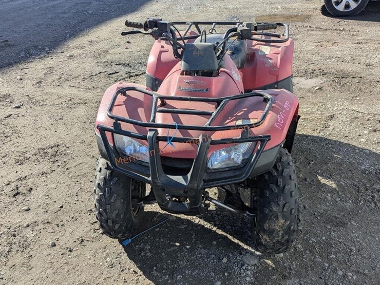 2016-honda-trx250tm-image-8