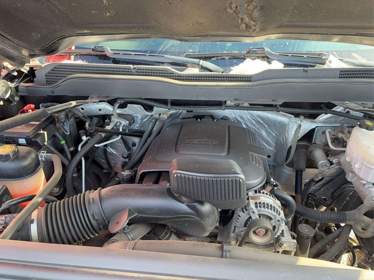 2018-chevrolet-silverado-2500-image-12