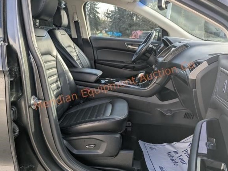 2016-ford-edge-sel-image-19