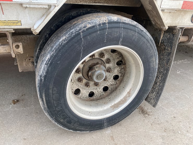 #572-•-2002-doonan-48'-step-deck-semi-trailer-with-ramps-(has-wi-title)-(reedsville,-wi)-image-21