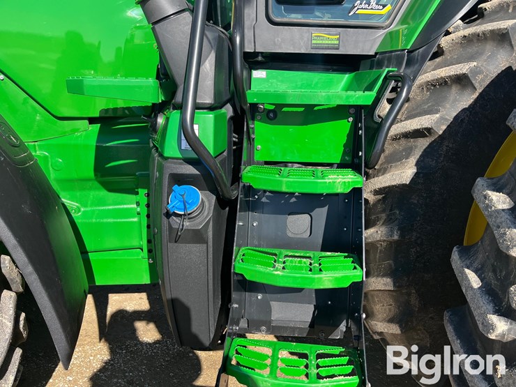 2023-john-deere-8r-310-image-9