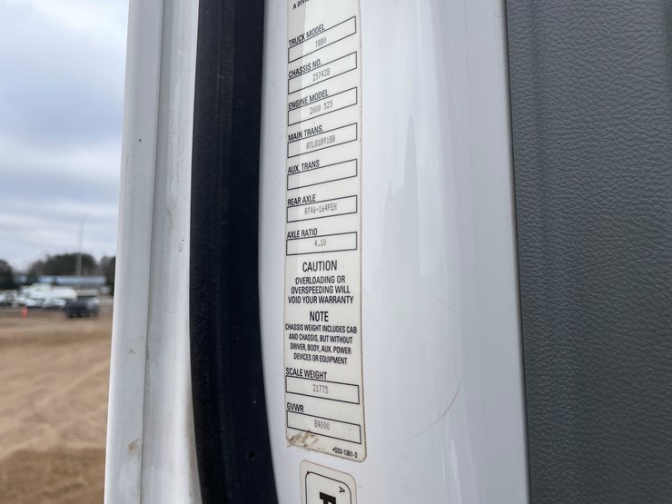 2019-kenworth-t880-image-61