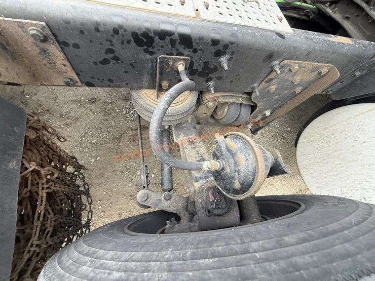 2017-international-prostar-image-56