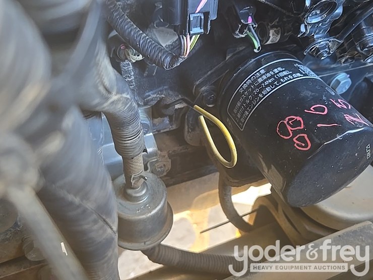 2020-deere-35g-image-65