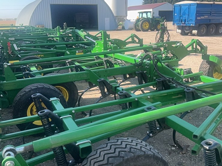 2024-john-deere-52-image-61