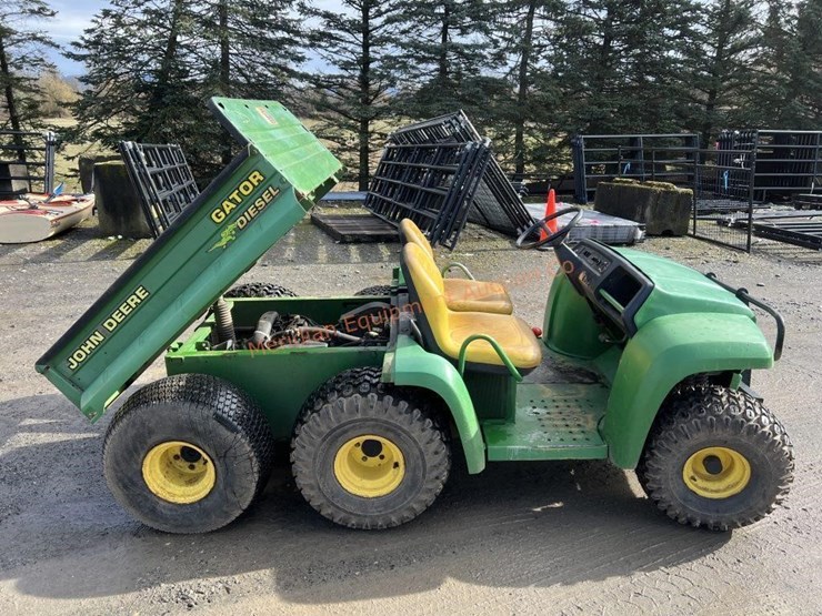 john-deere-gator-image-6