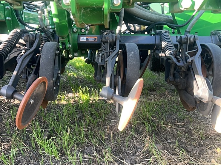 2018-john-deere-1910-image-155