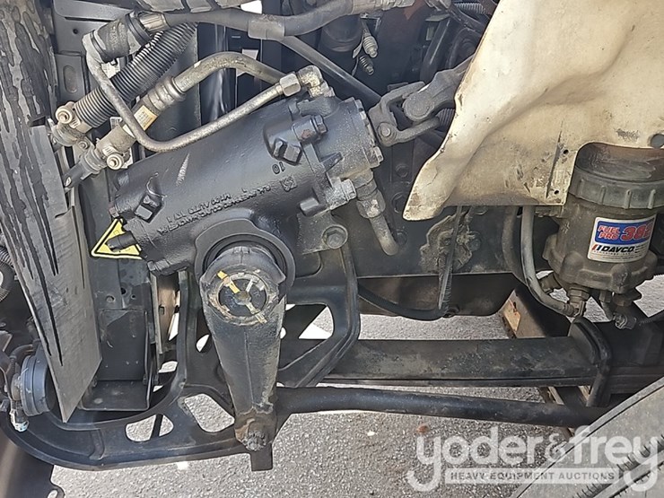 2017-international-8600-image-33