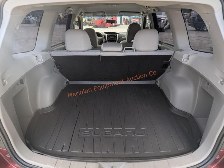 2013-subaru-forester-image-18