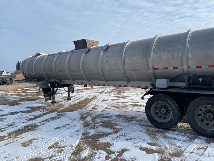 1980-trailmobile-tanker-image-14