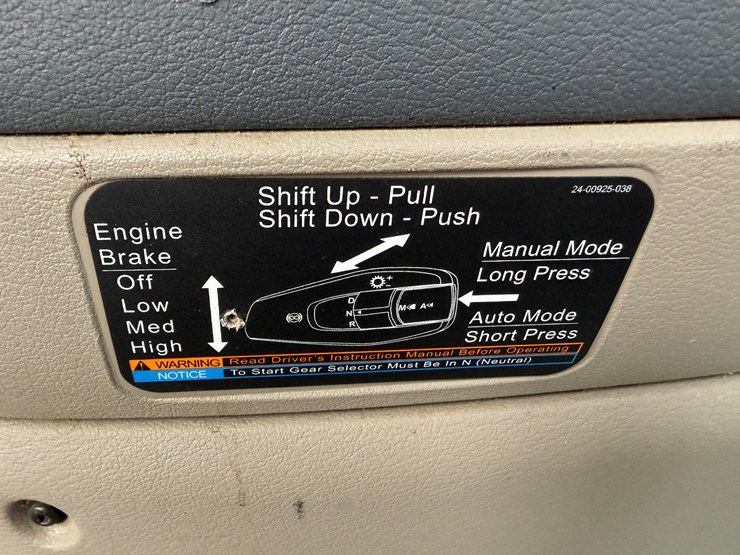 #40952-•-2016-freightliner-t/a-daycab-truck-tractor-3akjged50gshn2261-image-69