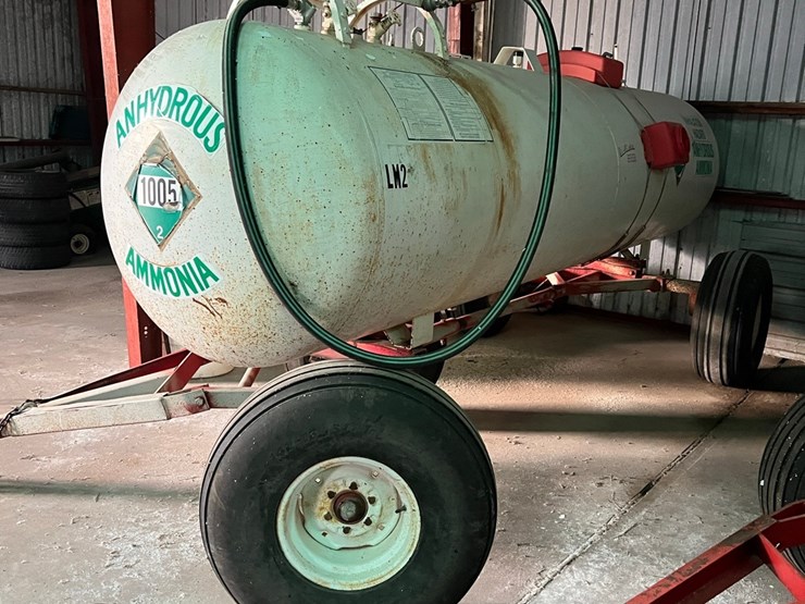 lot-46.-1,400-gallon-nh3-tank-image-1