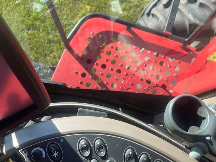 2023-case-ih-8250-image-73