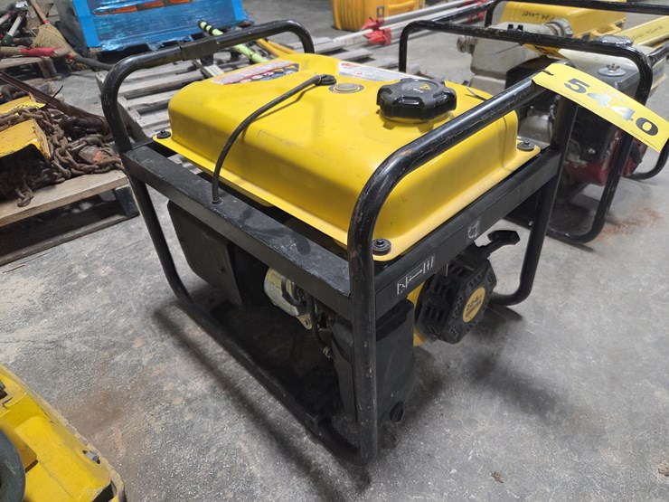 #5440-•-champion-3650-watt-gasoline-generator-image-4