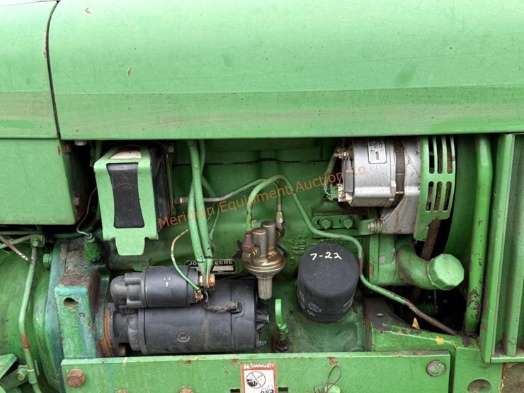 john-deere-2040-image-11