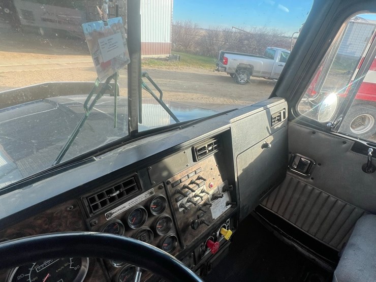 1992-kenworth-t800-image-33