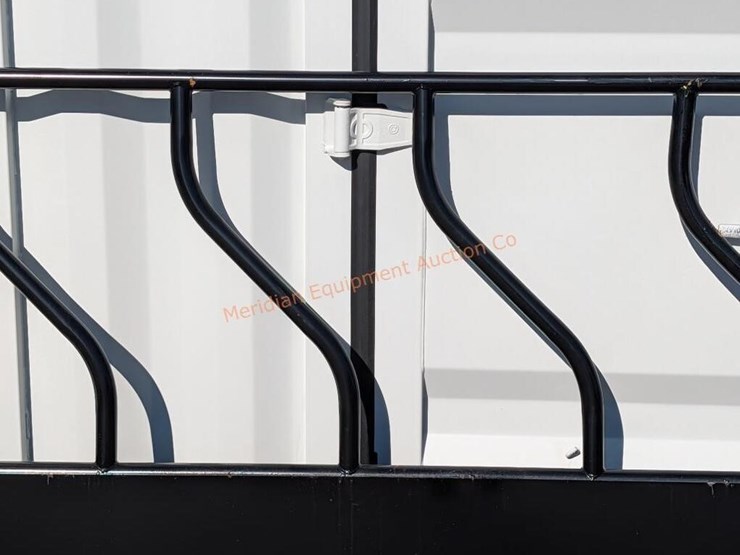 10'-livestock-panel-feed-panel-image-6