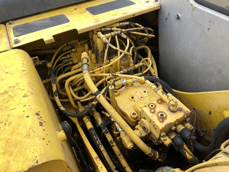 #1029-•-kobelco-150-excavator-image-24