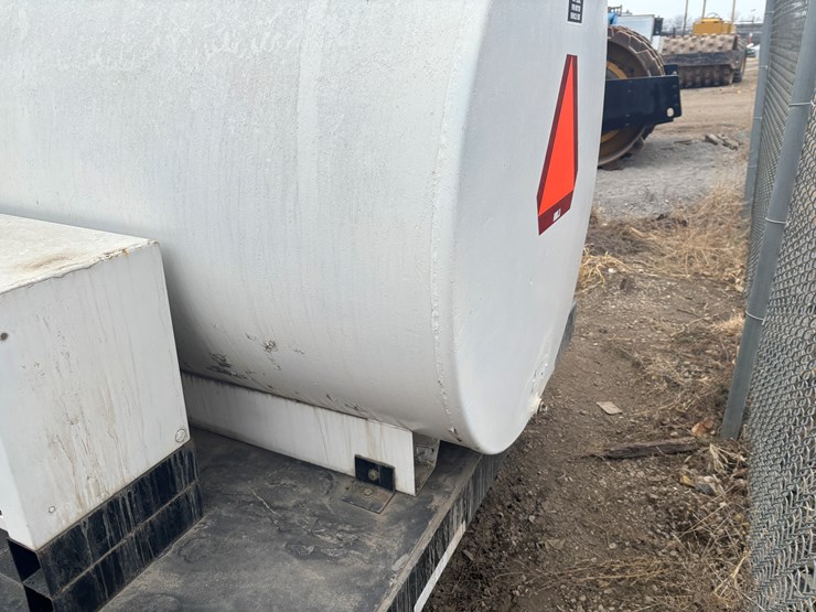 homemade-fuel-trailer-image-5