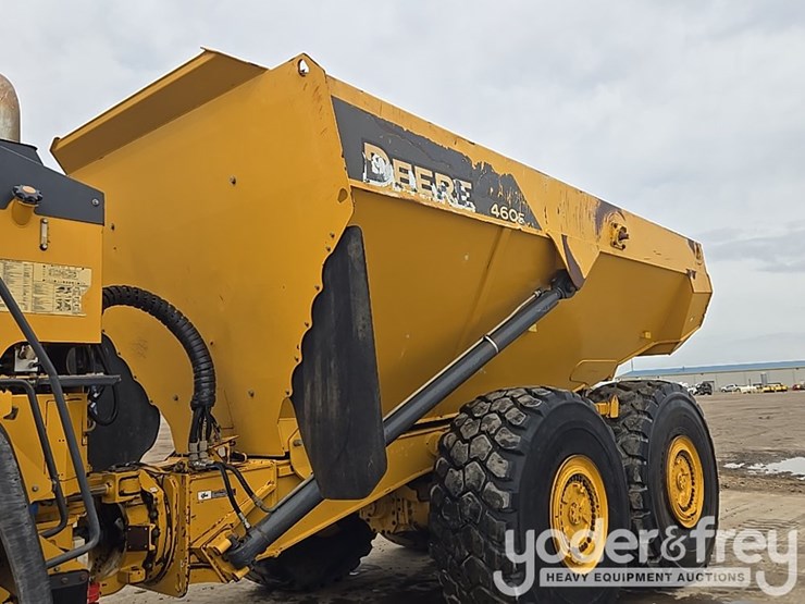2019-deere-460e-image-21