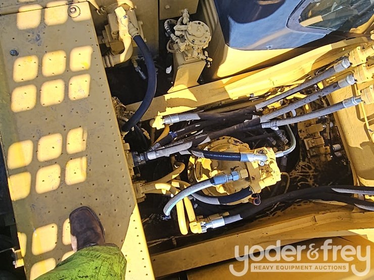 2007-komatsu-pc300-lc-image-27