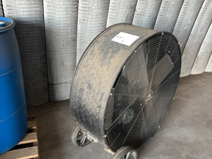 very-large-commercial-duty-fan-image-17