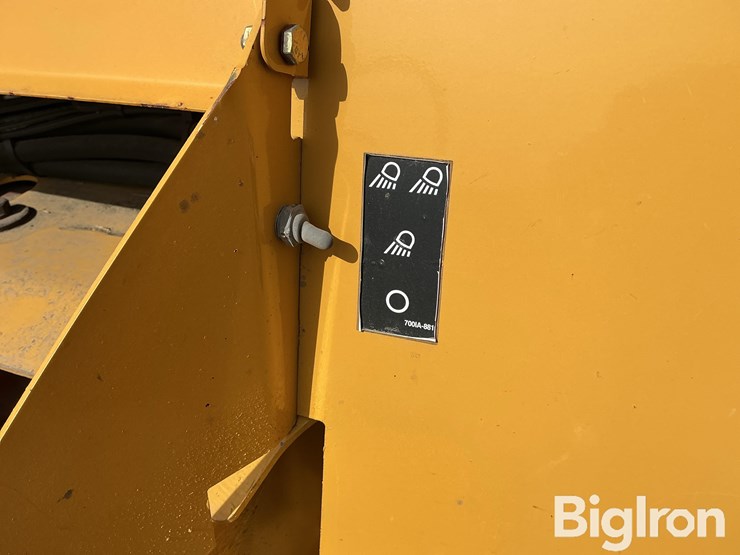 2015-vermeer-605n-cornstalk-special-image-17