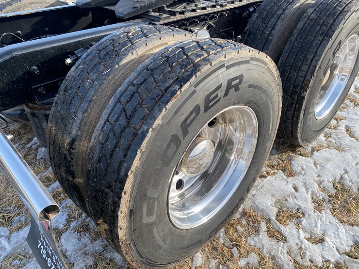 2003-freightliner-argosy-image-32