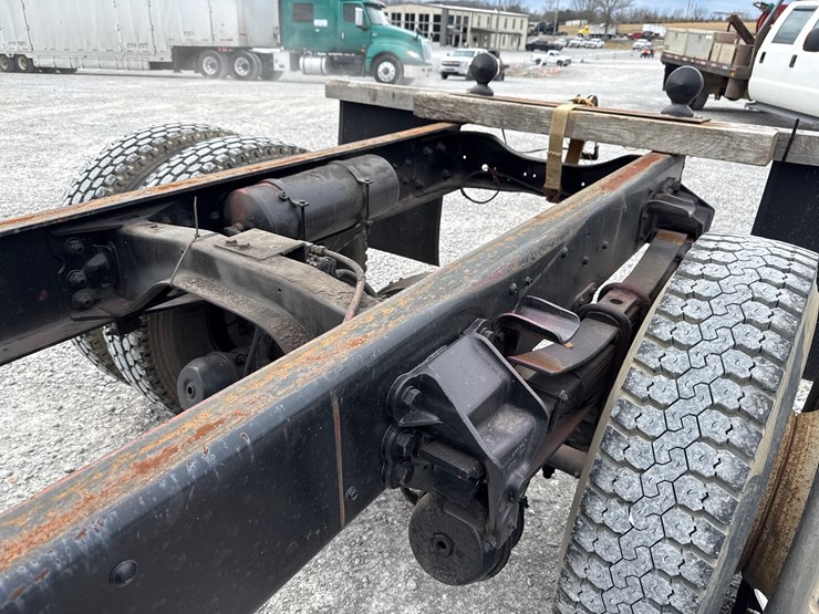 1994-ford-f800-image-22