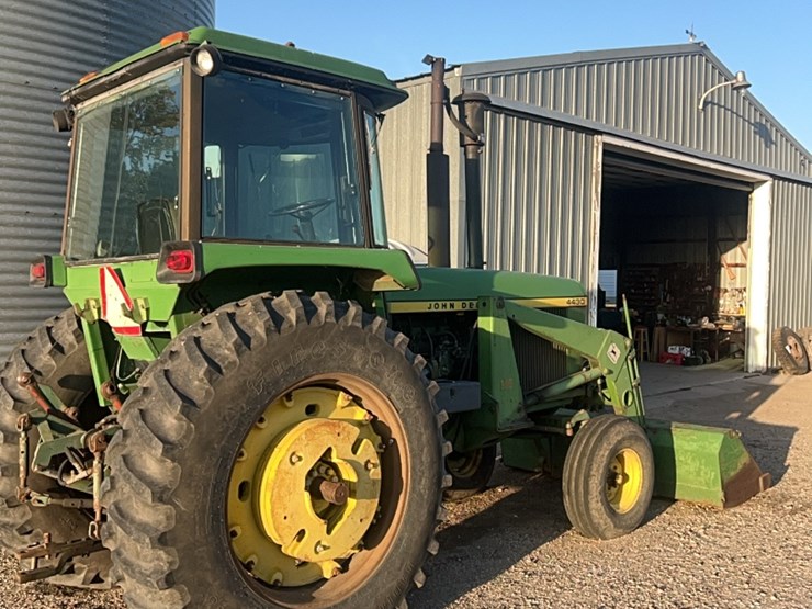 john-deere-4430-image-13
