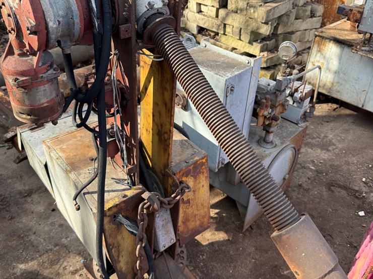 #33-•-auto-crane-image-1