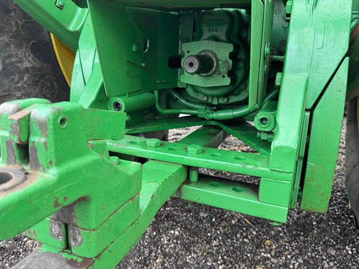 1995-john-deere-8200-image-9
